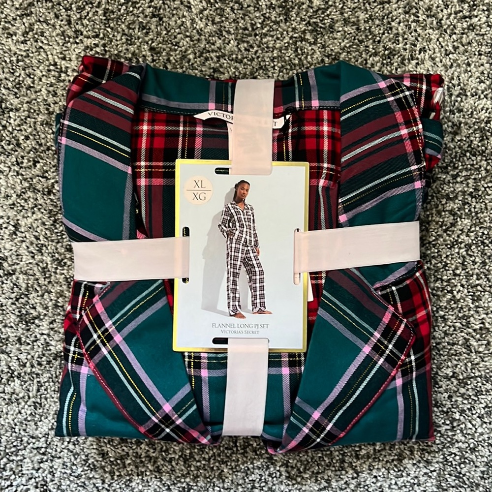 Victoria Secret pajama set